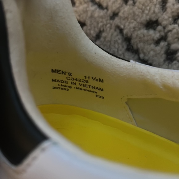 Cole Haan - Picture 4 of 4